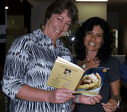 Left to right: Vicki Carlyon (State Library of WA) and Andrea Wood (City Librarian, Geraldton Regional Library)