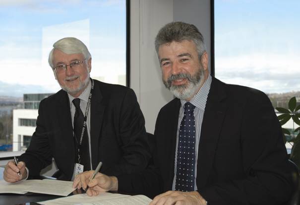 Picture: ABS/ACT Government signing of the IDP by Brain Pink and Andrew Cappie-Wood